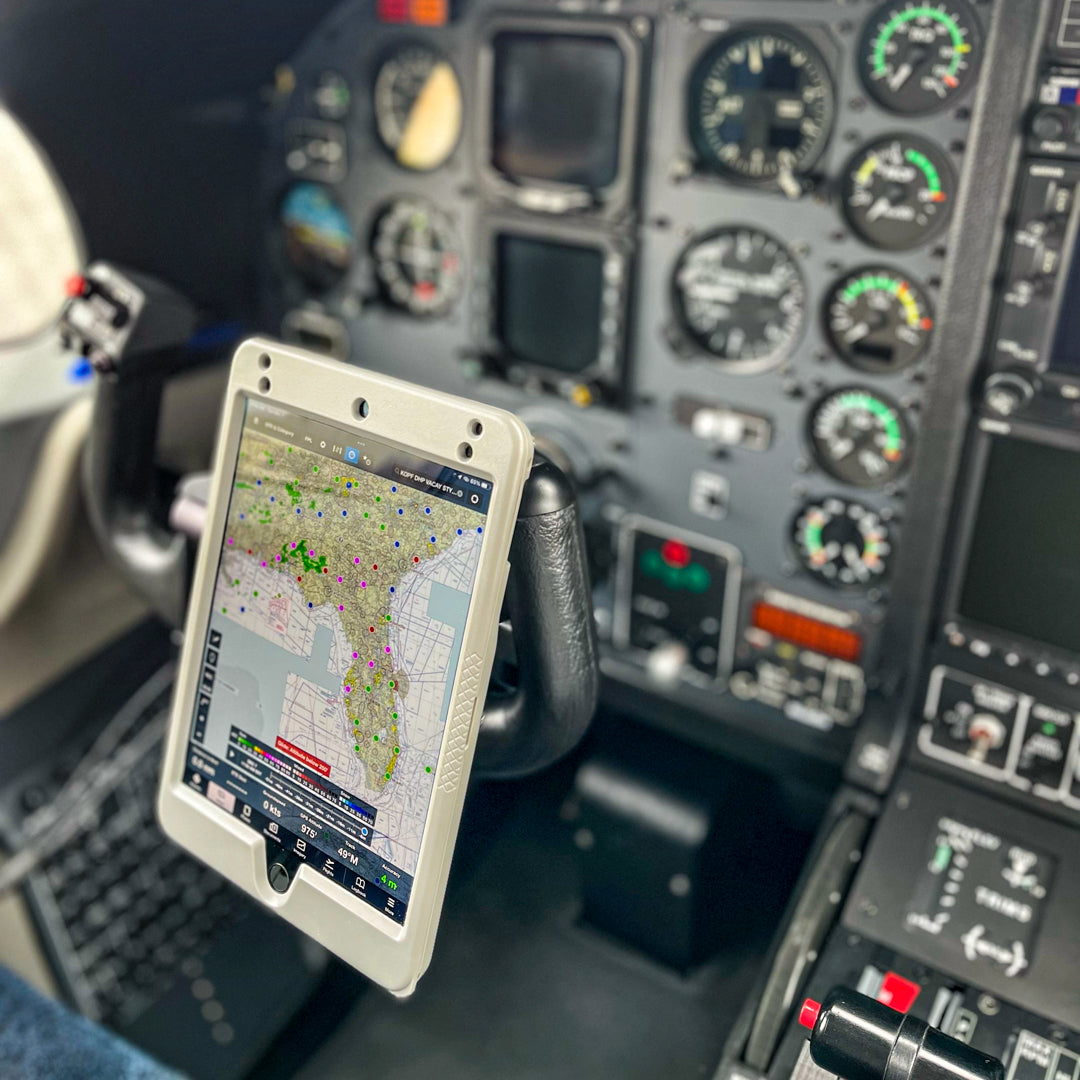 PIVOT Case In-Flight Cockpit Operation by Steveo1Kinevo
