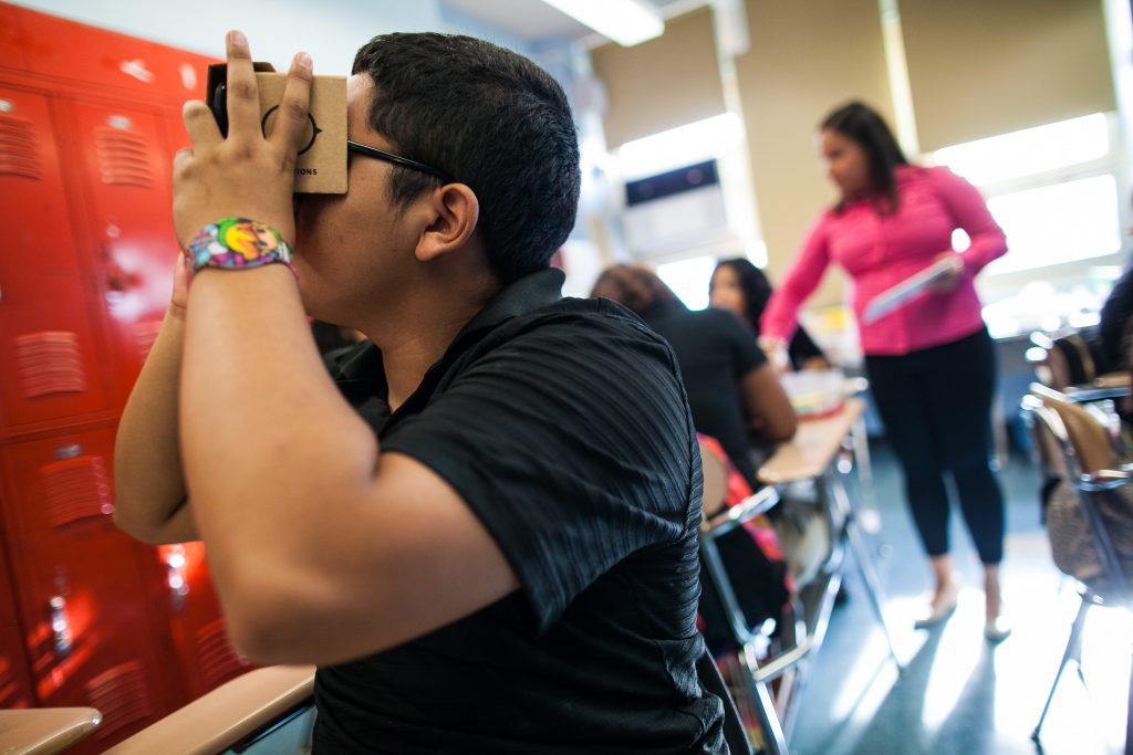 Google Cardboard-Expeditions-teacher