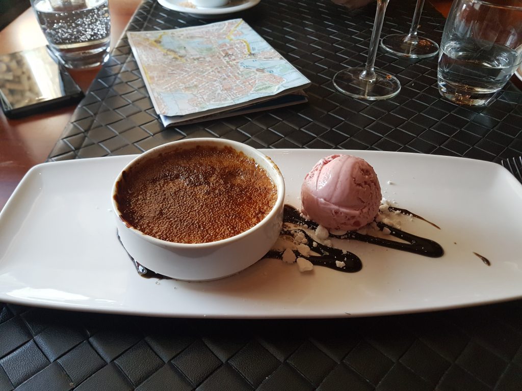 Liquorice Creme Brullet Graniittilinna