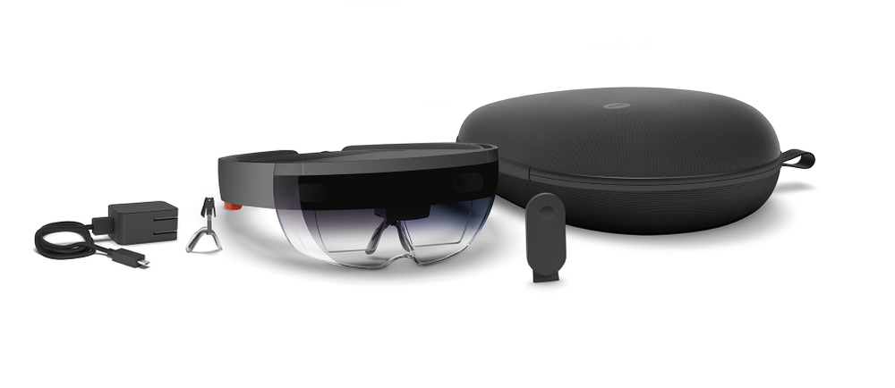 microsoft-hololens-group-shot