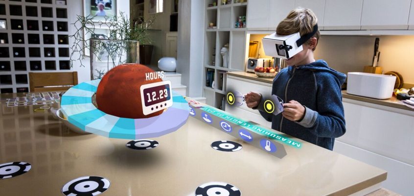 A Google Cardboard for Mixed Reality? Yes please!